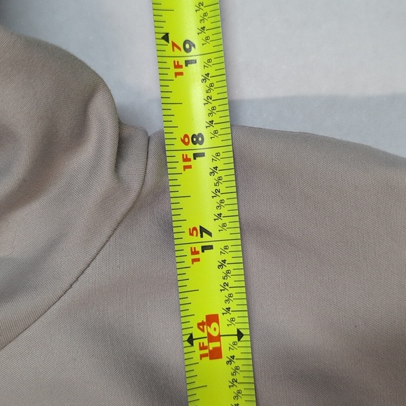 Zara Basic Light  Jacket - Picture 7 of 16